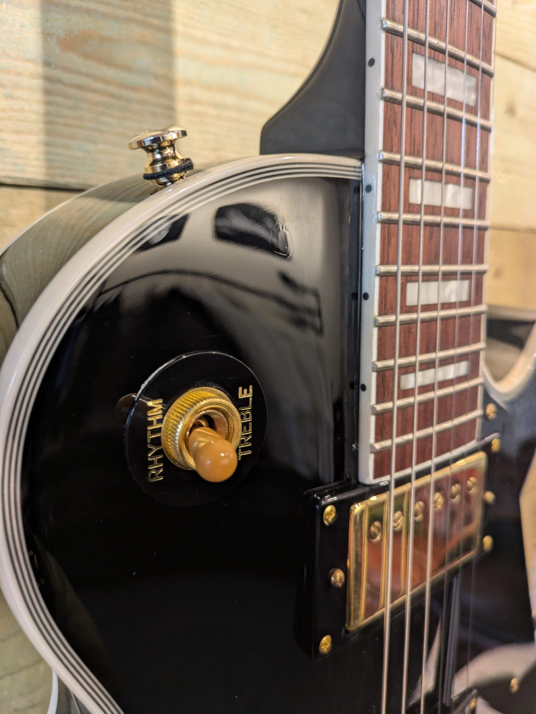 Tokai Les Paul Custom